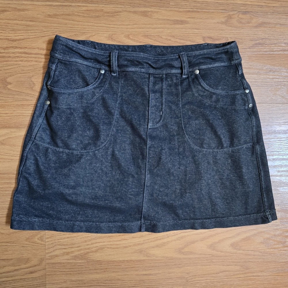 Athleta Women's Small Bettona Faux Black Denim Skort Stretch Pockets Athleisure